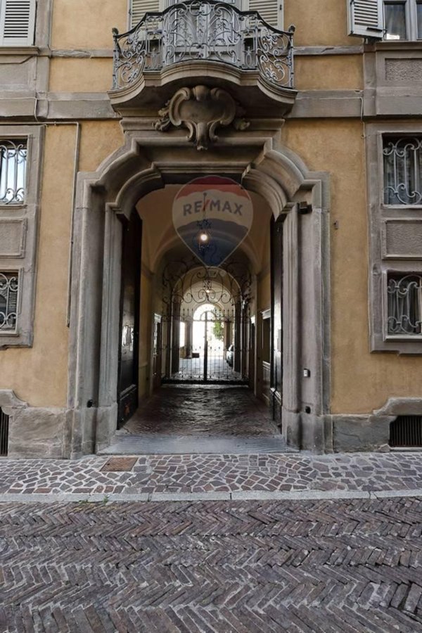 appartamento in affitto a Bergamo in zona Città Alta