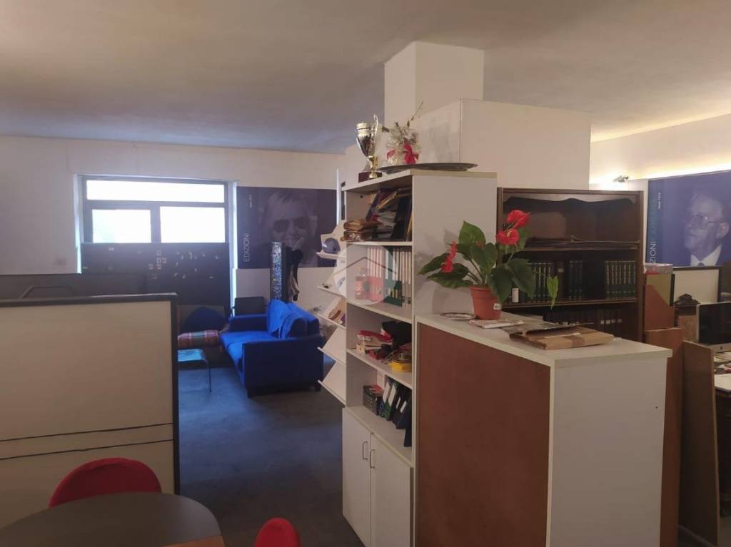 negozio in affitto a Bergamo in zona Borgo Palazzo