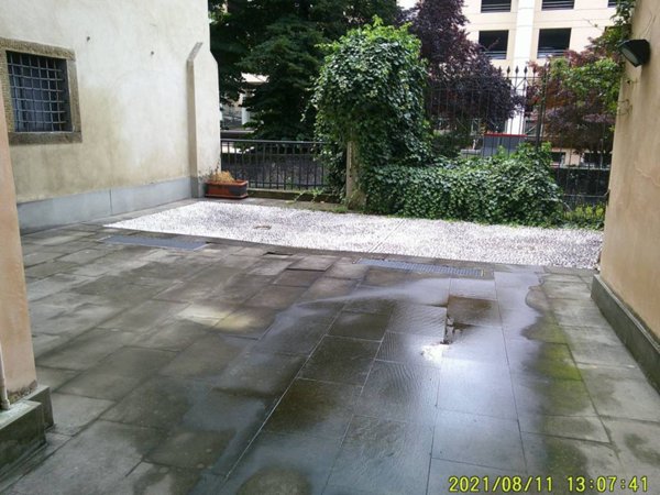 negozio in affitto a Bergamo in zona Borgo Palazzo