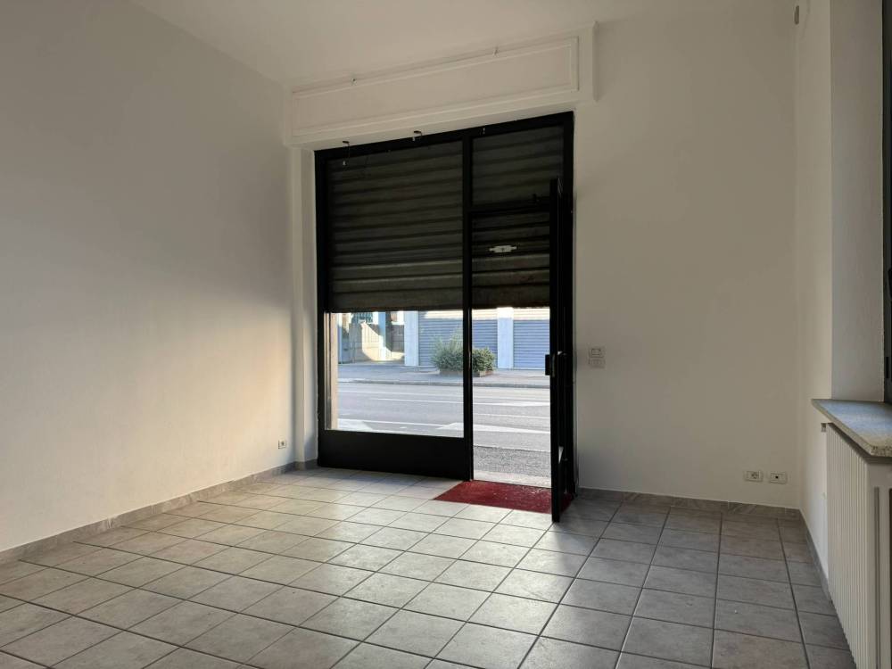 locale commerciale in affitto a Bergamo