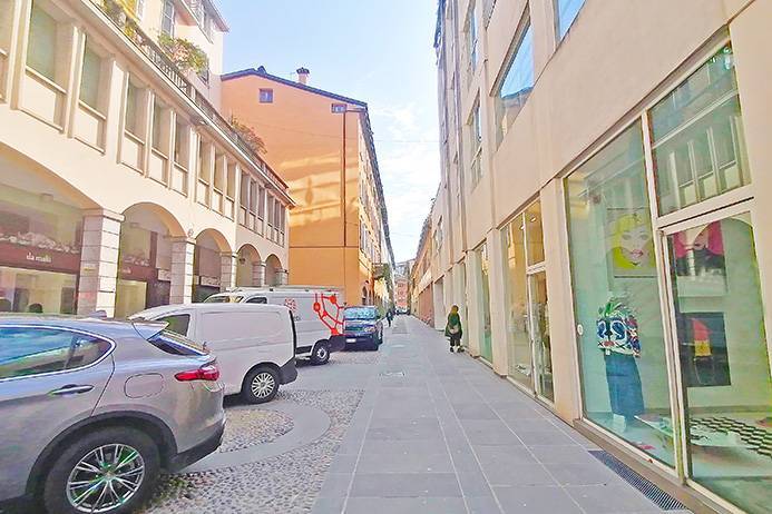 negozio in affitto a Bergamo in zona Bergamo Centro