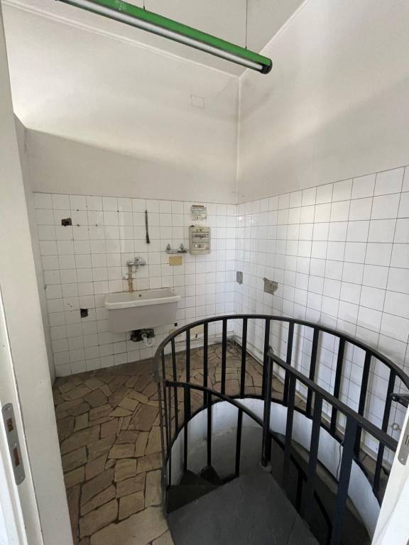 negozio in affitto a Bergamo in zona Borgo Palazzo