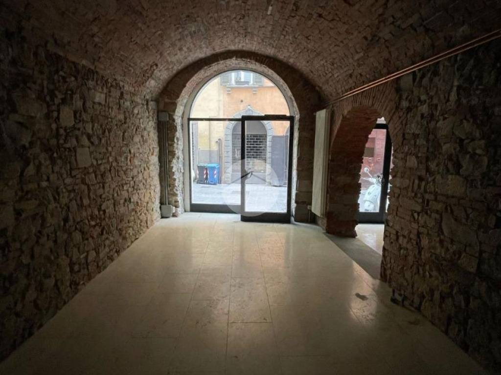 negozio in affitto a Bergamo in zona Borgo Palazzo