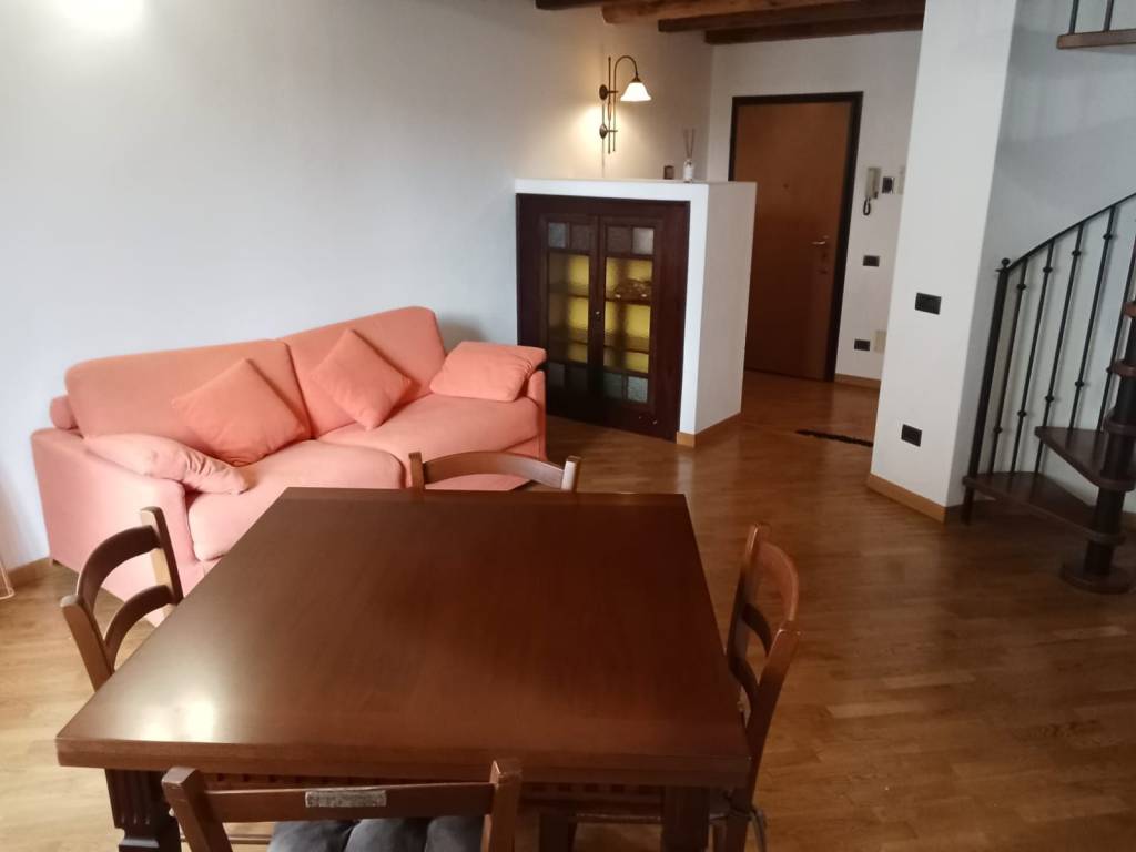 appartamento in affitto a Bergamo in zona Borgo Palazzo