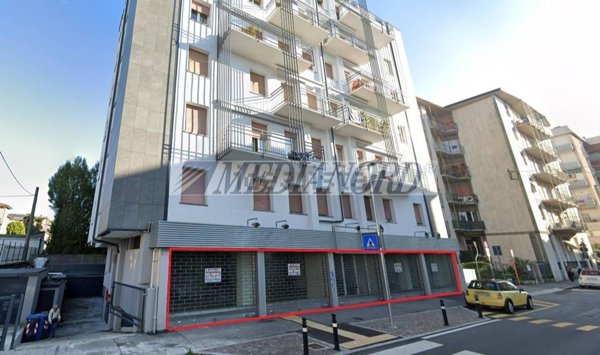 locale commerciale in affitto a Bergamo in zona Borgo Palazzo