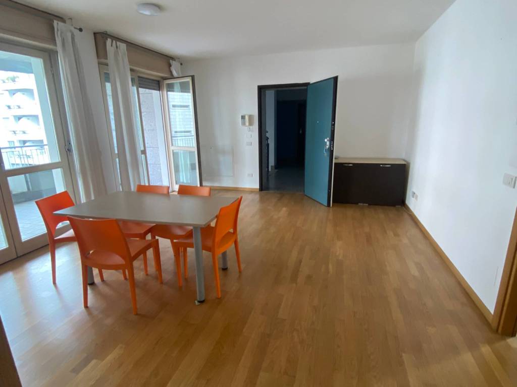 appartamento in affitto a Bergamo in zona Colognola