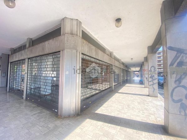 locale commerciale in affitto a Bergamo in zona Borgo Palazzo