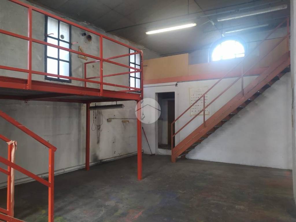 locale commerciale in affitto a Bergamo in zona Borgo Palazzo
