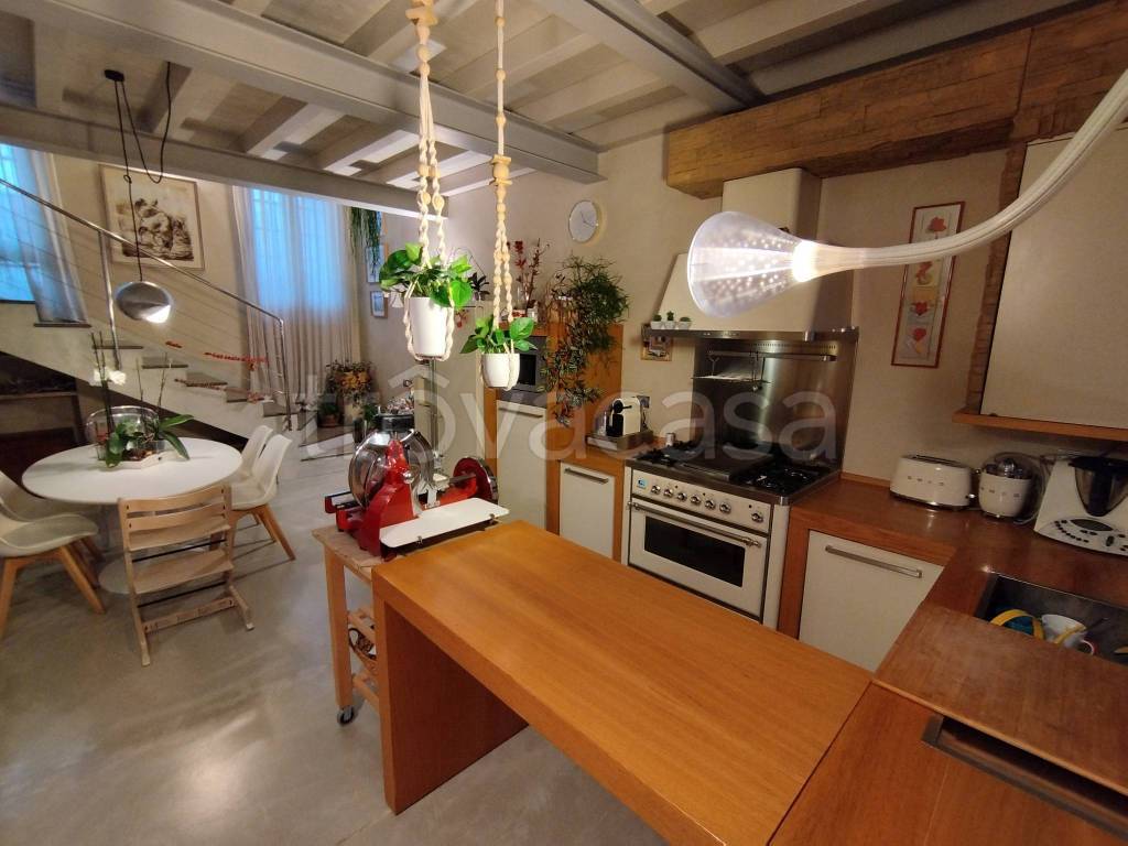 appartamento in affitto a Bergamo in zona Bergamo Centro