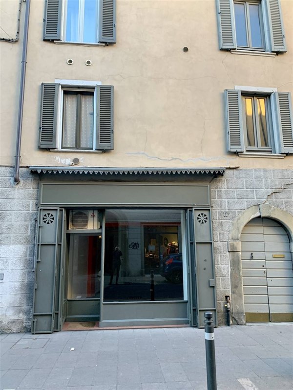 negozio in affitto a Bergamo in zona Bergamo Centro
