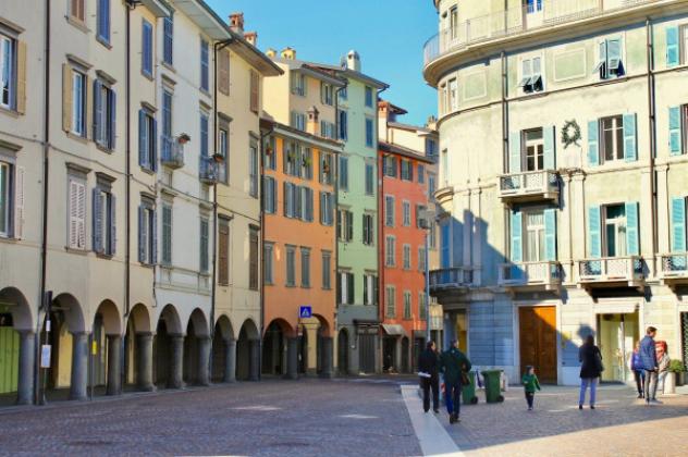 negozio in affitto a Bergamo in zona Bergamo Centro