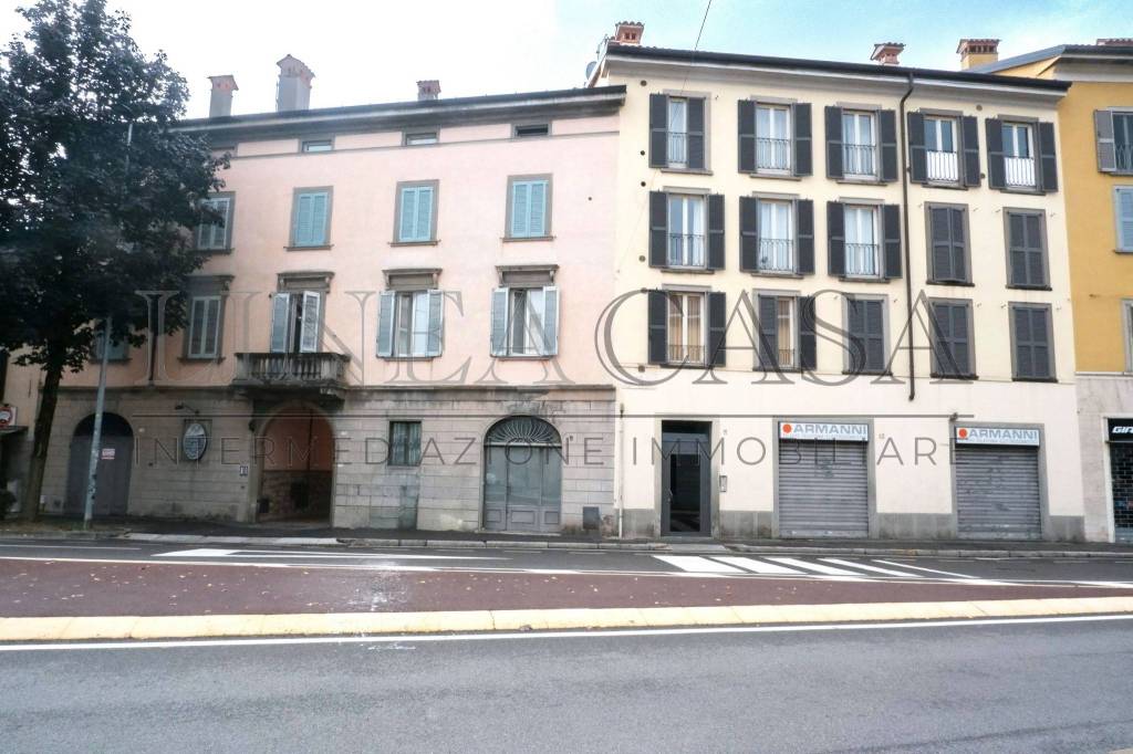 ufficio in affitto a Bergamo in zona Città Alta