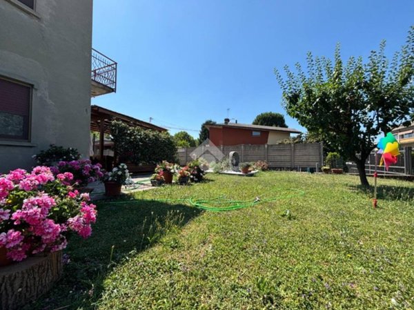 appartamento in affitto a Bergamo in zona Colognola