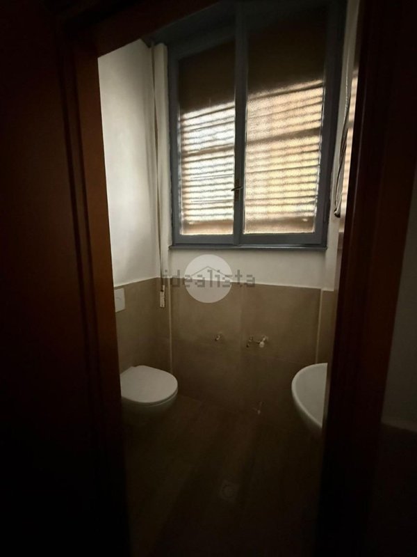 negozio in affitto a Bergamo in zona Borgo Santa Caterina