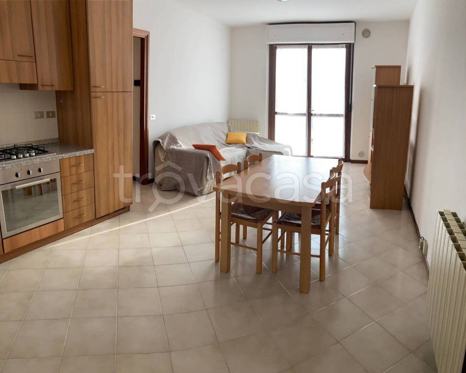 appartamento in affitto a Bergamo in zona Colognola