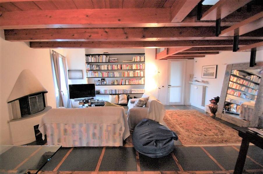 appartamento in affitto a Bergamo in zona Città Alta