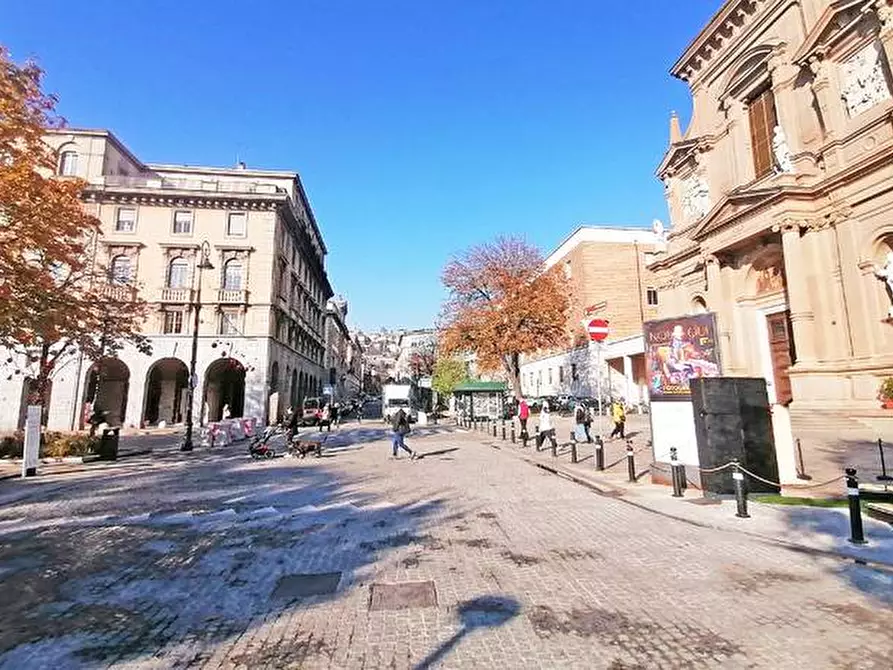 negozio in affitto a Bergamo in zona Città Alta