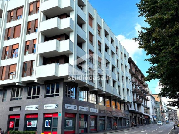 negozio in affitto a Bergamo in zona Bergamo Centro
