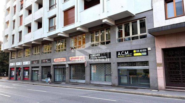 negozio in affitto a Bergamo in zona Bergamo Centro