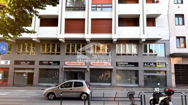 negozio in affitto a Bergamo in zona Bergamo Centro