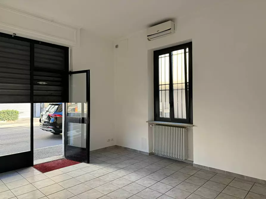 locale commerciale in affitto a Bergamo