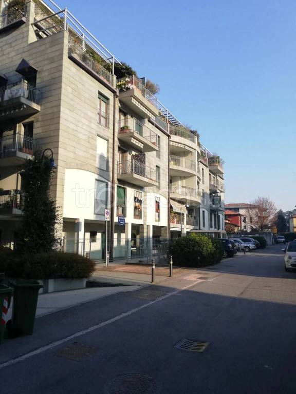 ufficio in affitto a Bergamo in zona Borgo Palazzo