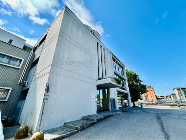ufficio in affitto a Bergamo in zona Redona