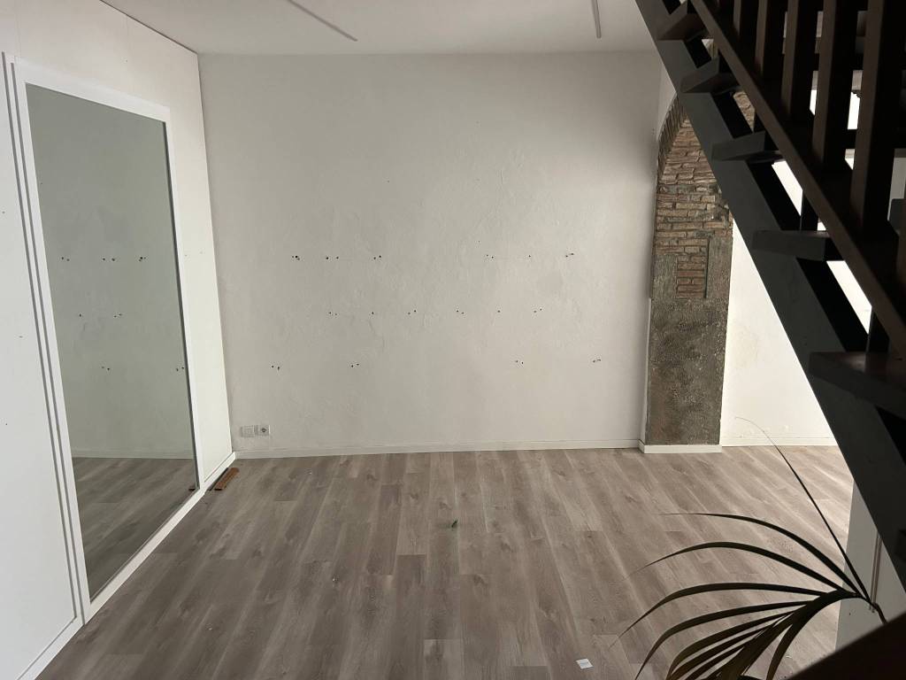 negozio in affitto a Bergamo in zona Borgo Palazzo