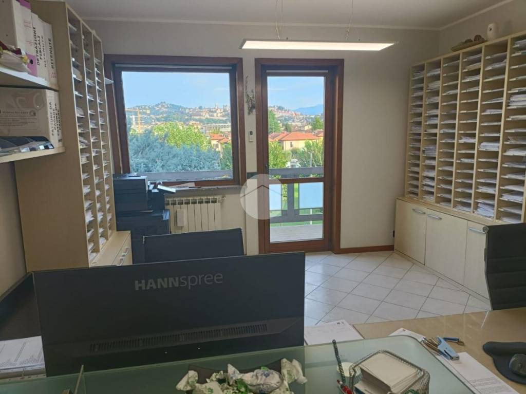 ufficio in affitto a Bergamo in zona Malpensata