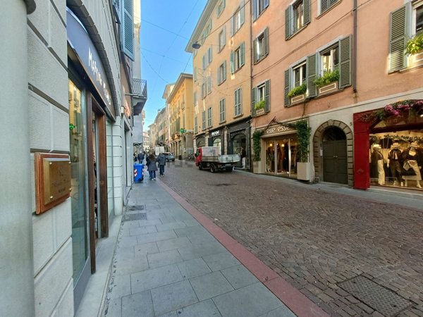 negozio in affitto a Bergamo in zona Bergamo Centro