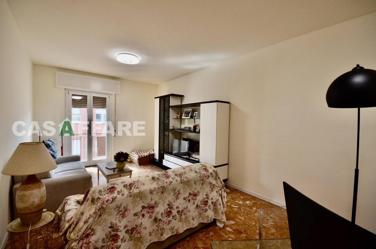 appartamento in affitto a Bergamo in zona Borgo Santa Caterina