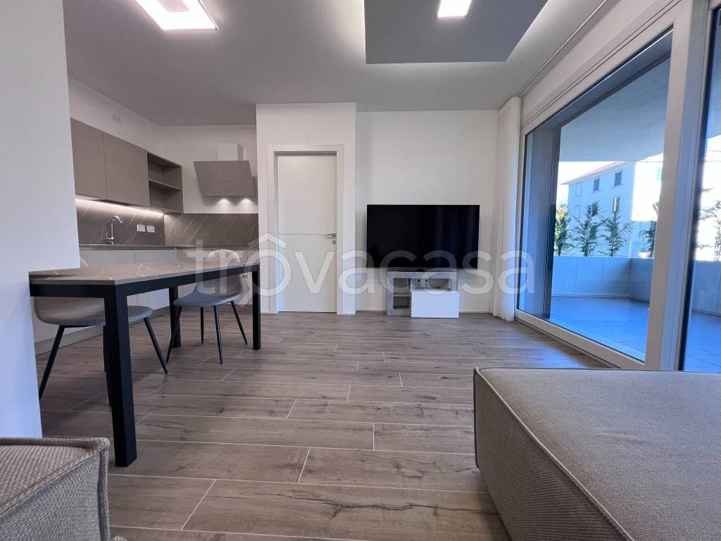 appartamento in affitto a Bergamo in zona Borgo Santa Caterina