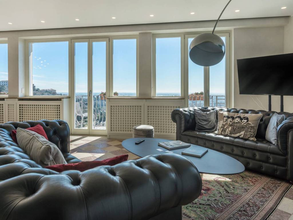 casa indipendente in affitto a Bergamo in zona Città Alta