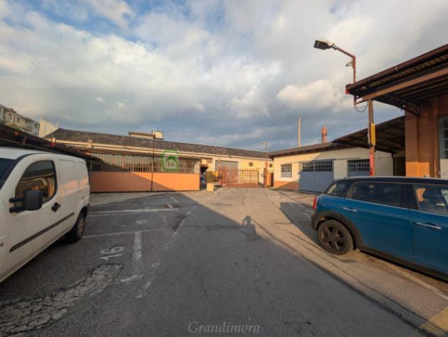 locale commerciale in affitto a Bergamo in zona Canovine