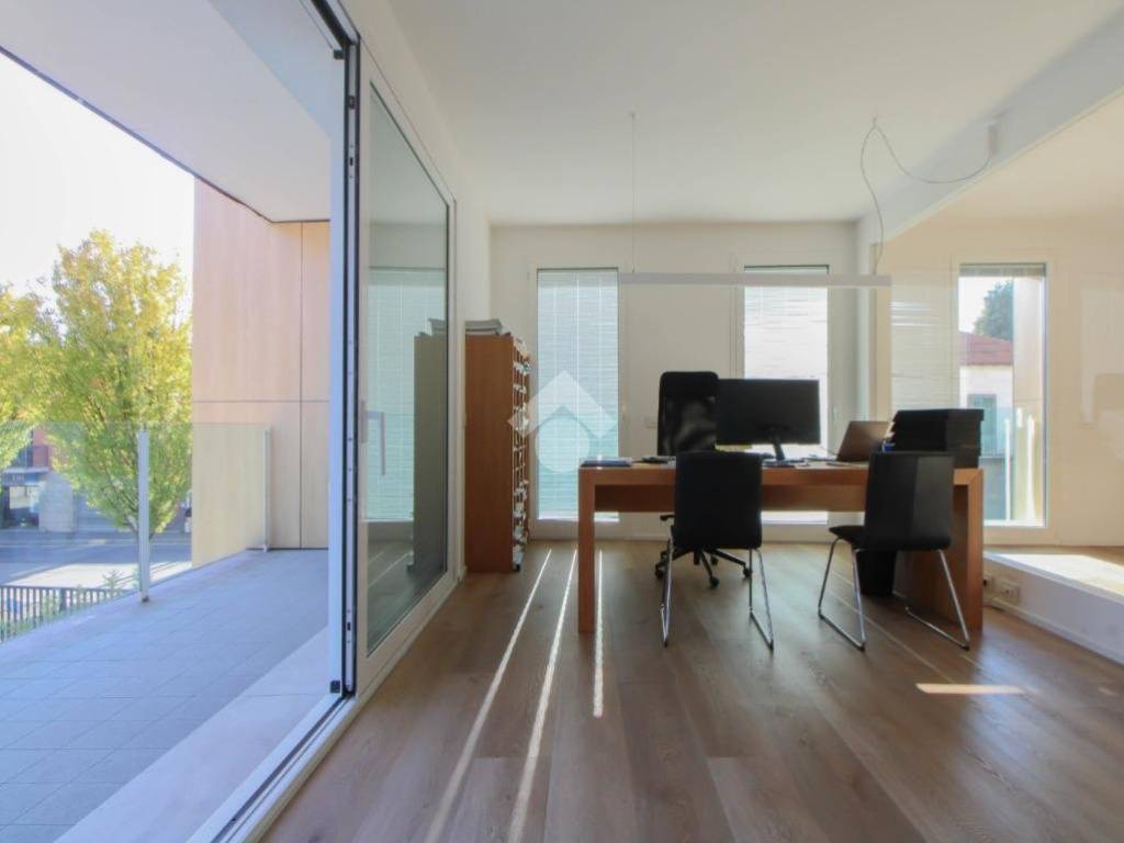 ufficio in affitto a Bergamo in zona Monterosso