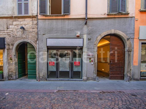 negozio in affitto a Bergamo in zona Borgo Palazzo