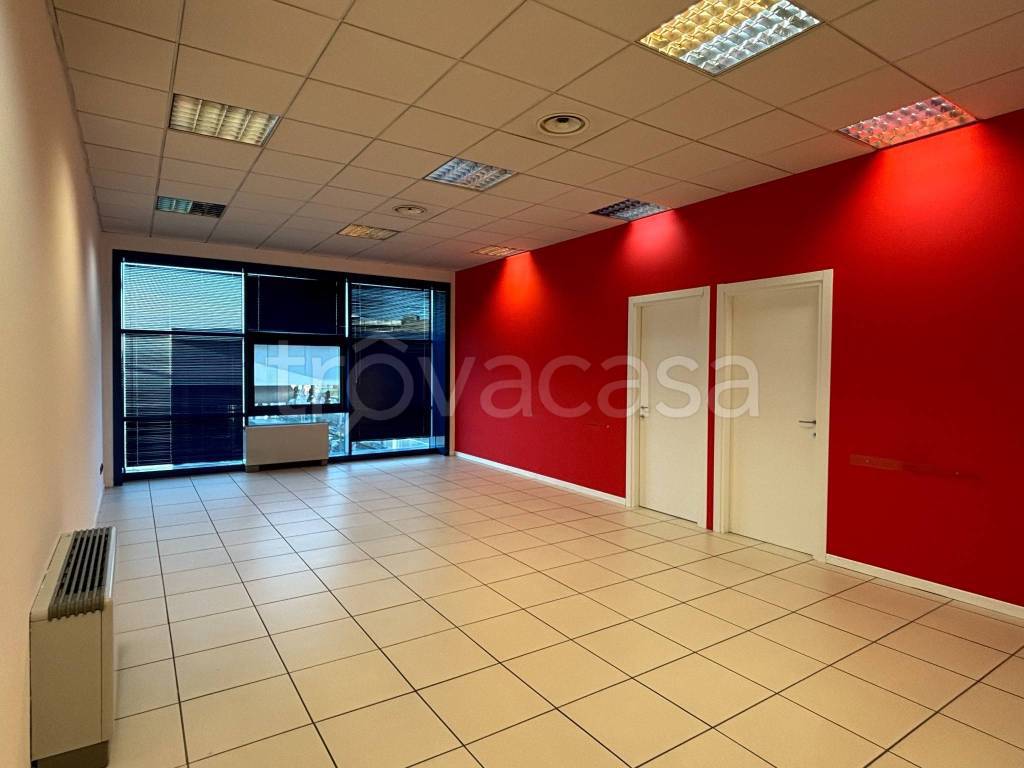 ufficio in affitto a Bergamo in zona Campagnola