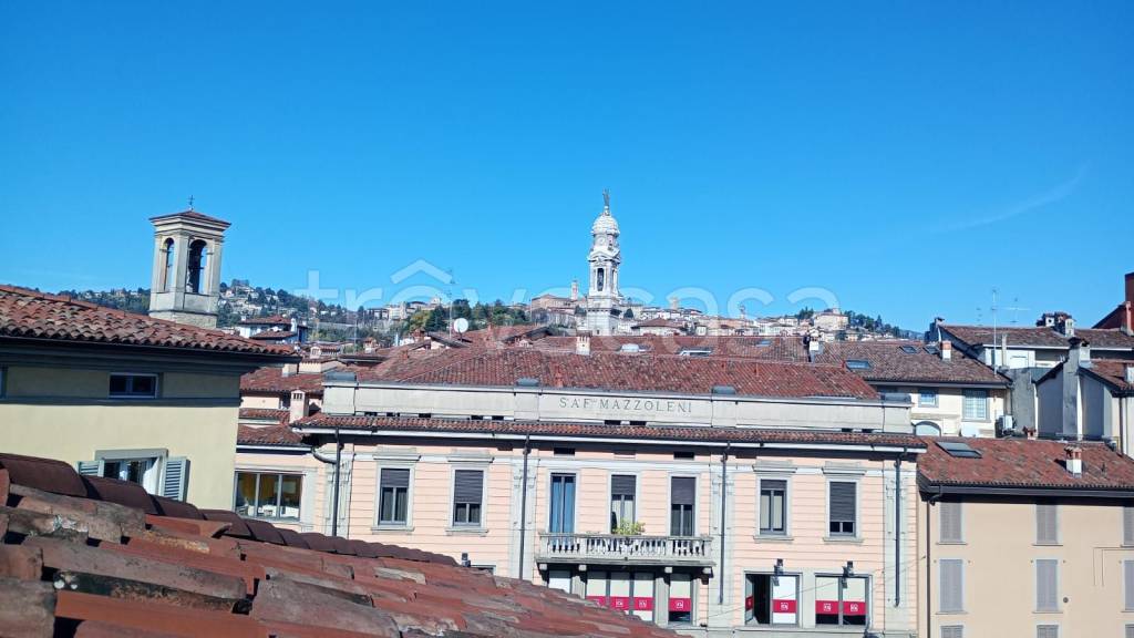appartamento in affitto a Bergamo in zona Bergamo Centro