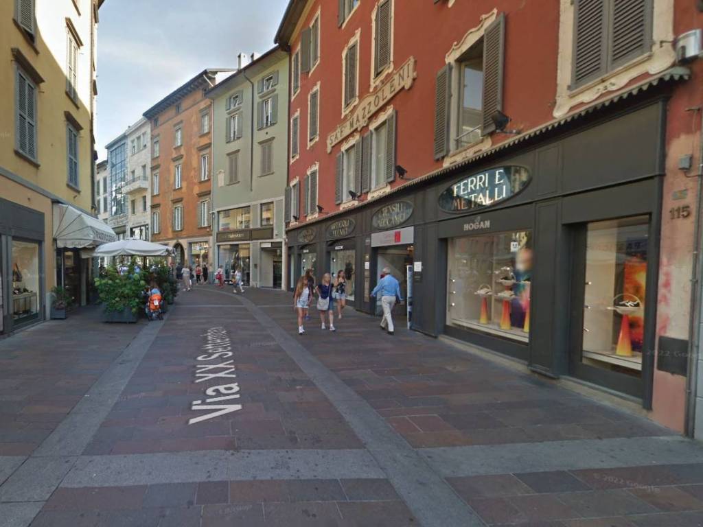 negozio in affitto a Bergamo in zona Borgo Palazzo