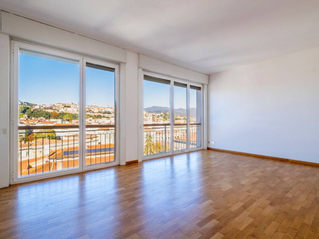 appartamento in affitto a Bergamo in zona Città Alta