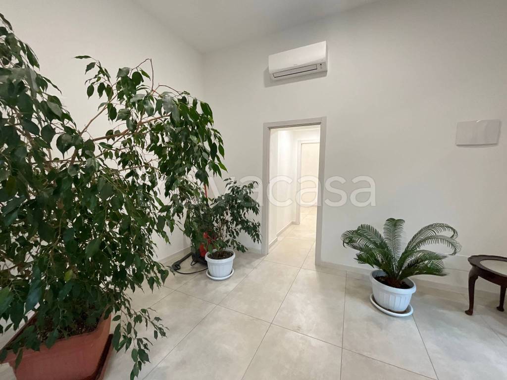 negozio in affitto a Bergamo in zona Borgo Palazzo