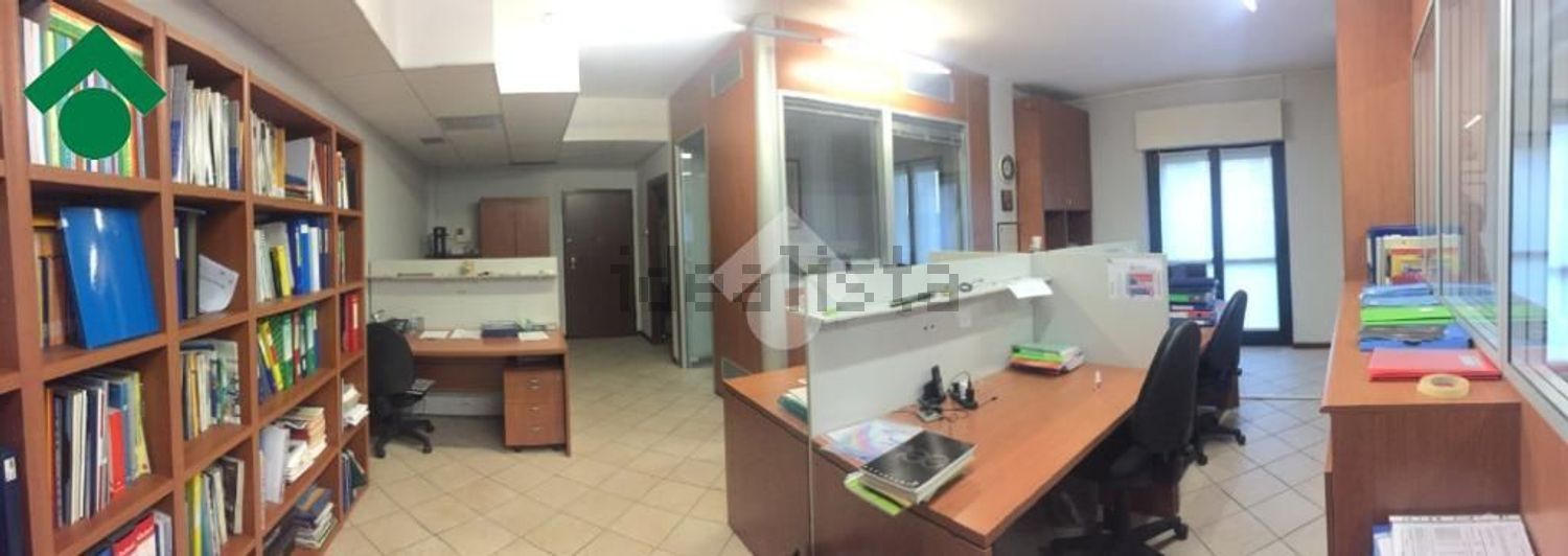 ufficio in affitto a Bergamo in zona Borgo Palazzo