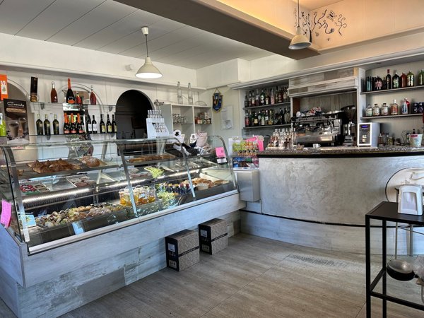 negozio in affitto a Bergamo in zona Conca Fiorita