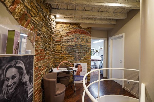 negozio in affitto a Bergamo in zona Borgo Palazzo