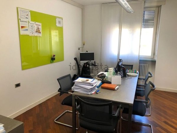 ufficio in affitto a Bergamo in zona Borgo Santa Caterina
