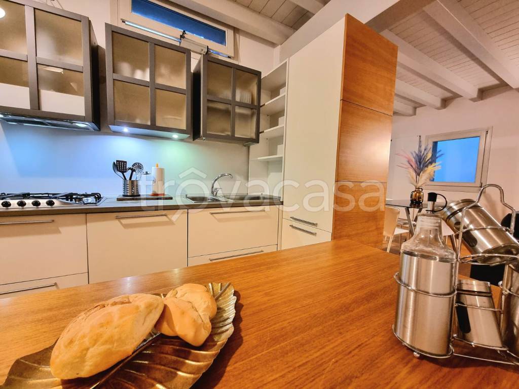 appartamento in affitto a Bergamo in zona Città Alta