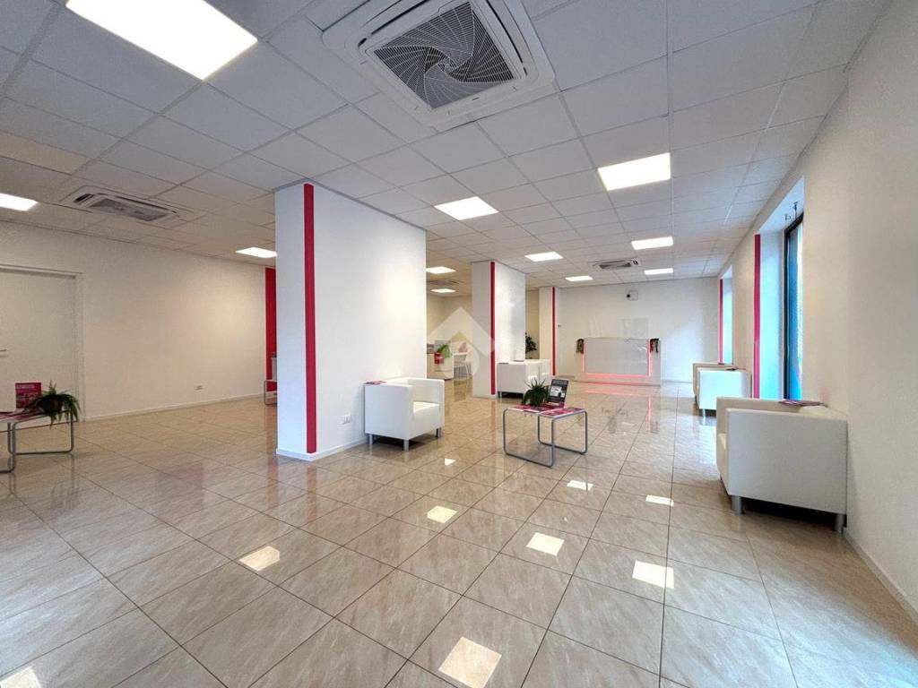 ufficio in affitto a Bergamo in zona Borgo Palazzo