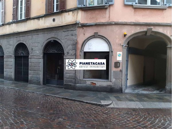 negozio in affitto a Bergamo in zona Borgo Palazzo
