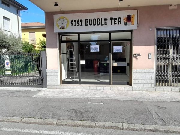 negozio in affitto a Bergamo in zona Longuelo