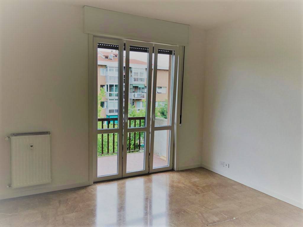 appartamento in affitto a Bergamo in zona Canovine